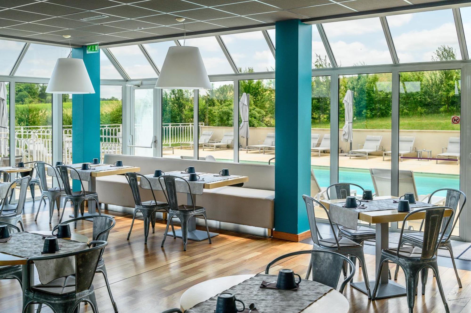 Pey La Tour - Logis Hotels & Restaurant Salleboeuf Екстериор снимка
