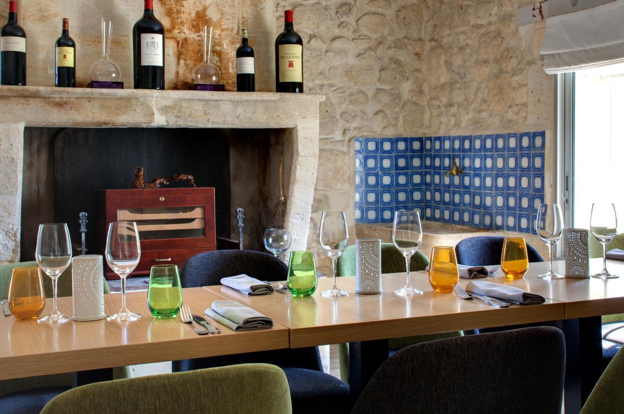 Pey La Tour - Logis Hotels & Restaurant Salleboeuf Екстериор снимка