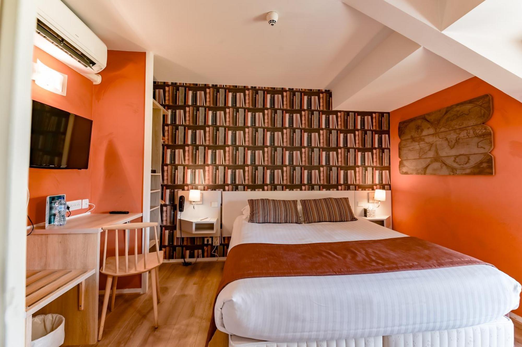 Pey La Tour - Logis Hotels & Restaurant Salleboeuf Екстериор снимка