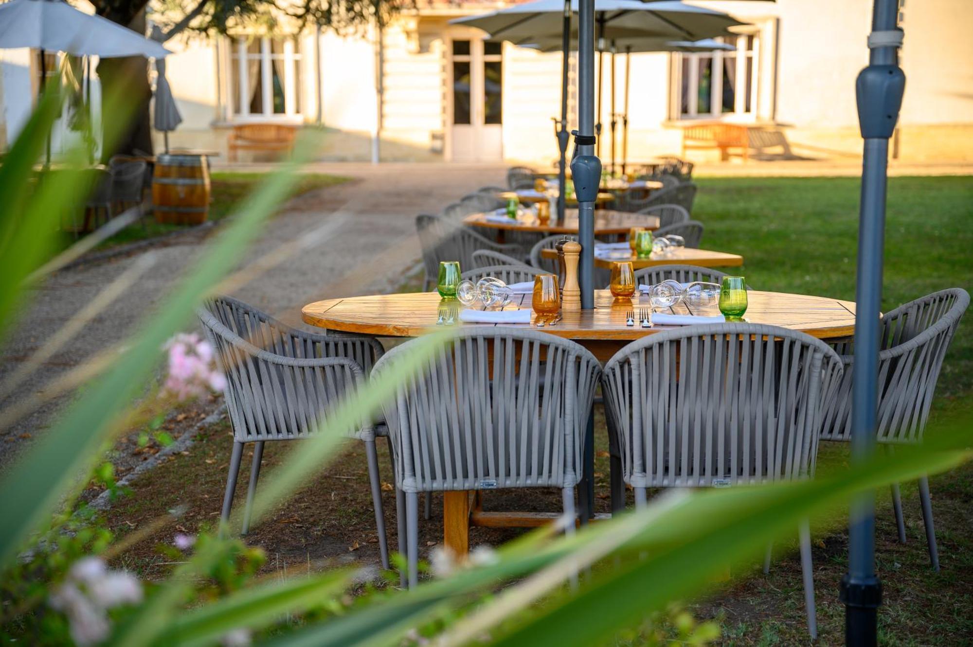Pey La Tour - Logis Hotels & Restaurant Salleboeuf Екстериор снимка